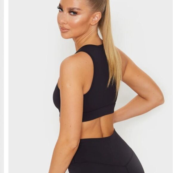PRETTYLITTLETHING Black Sculpt Luxe Racer Neck Sports Top Size 6 NWT - Picture 2 of 6